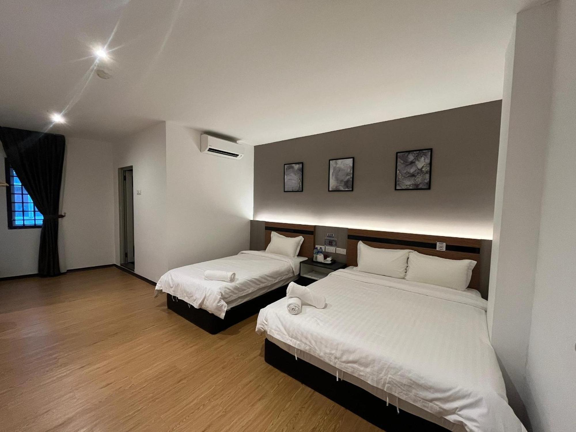 Havona Hotel - Bandar Putra Kulai - Self Check-In Екстериор снимка